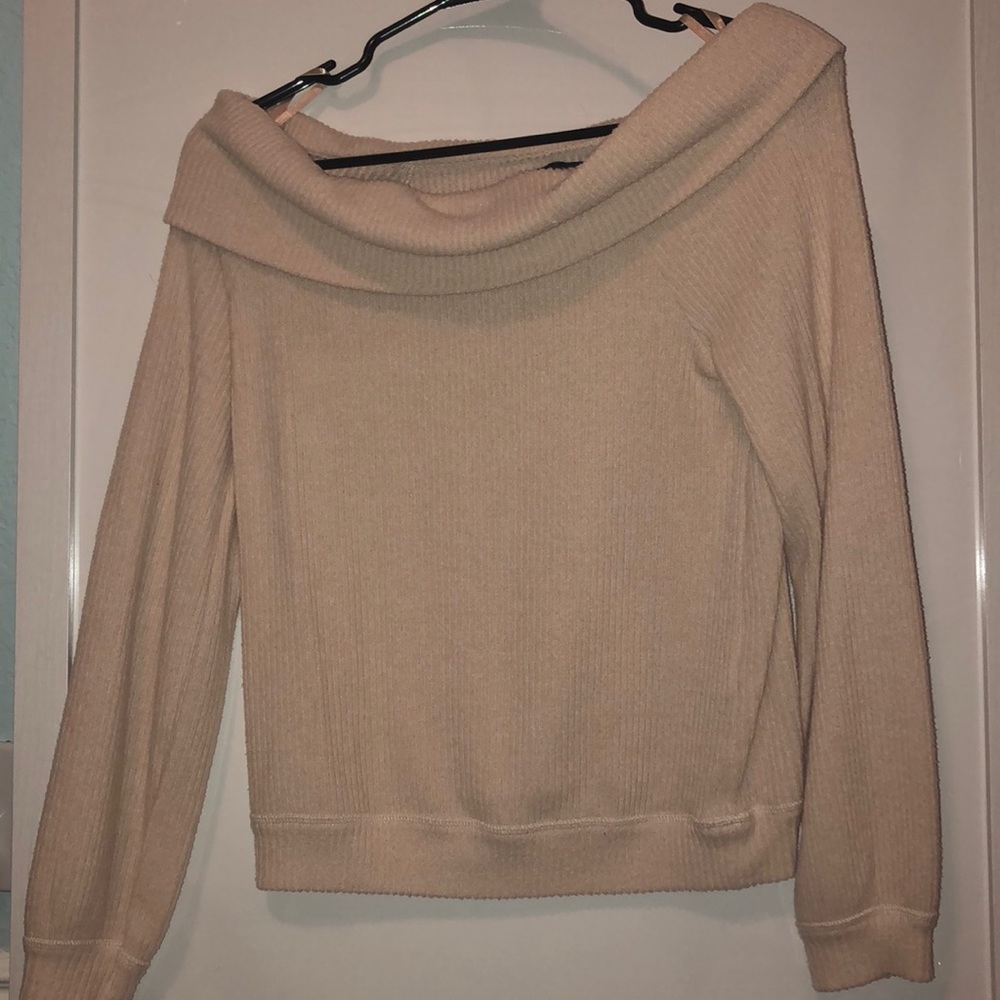 Long sleeve sweater